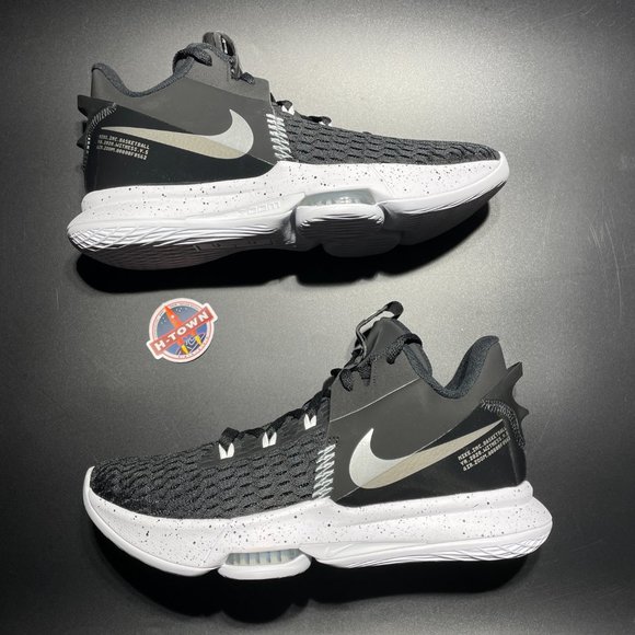 Nike LeBron Witness 5 Oreo Black Basketball CQ9380-001 Men's size 11 - Picture 4 of 7